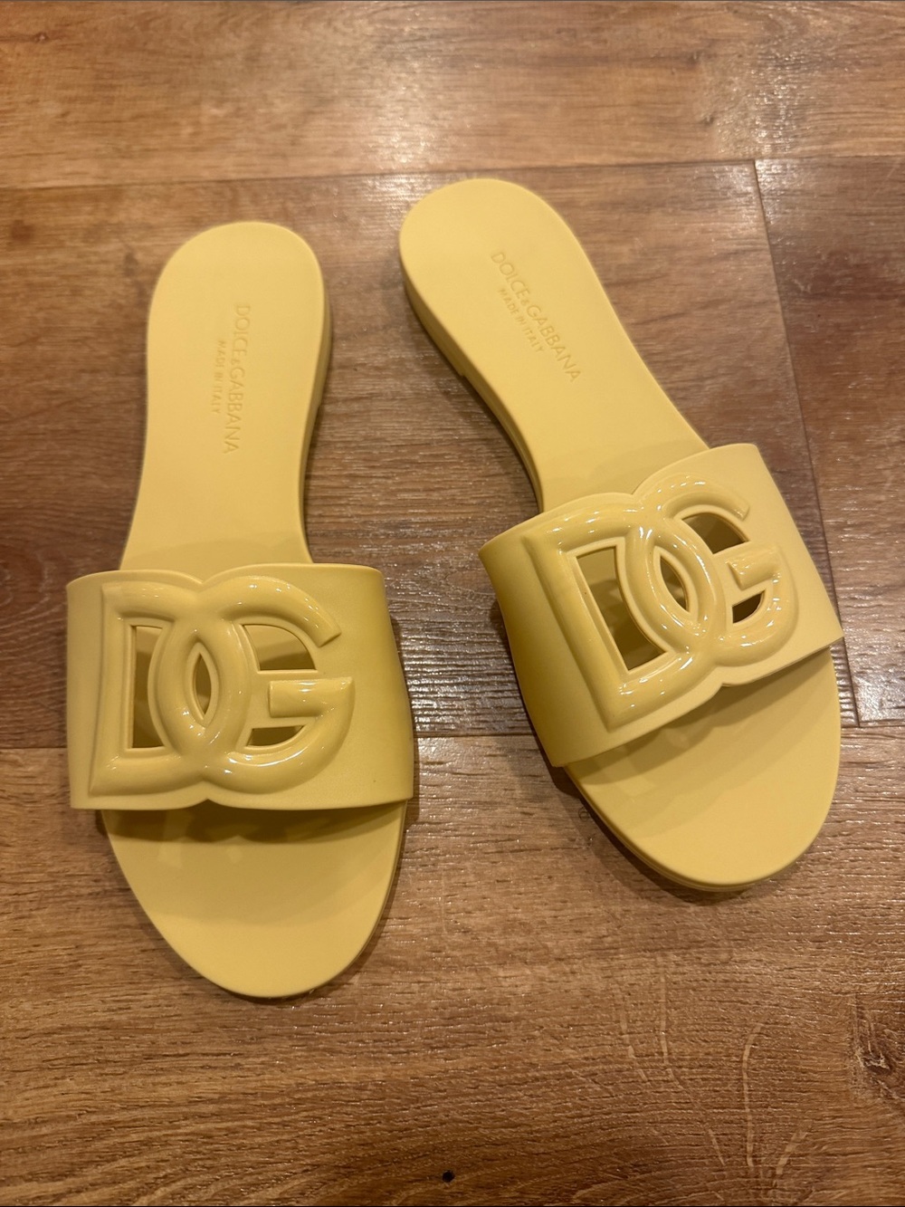 size 39 dolce & Gabbana Banana Yellow Logo Slide Sandals - Picture 7 of 13